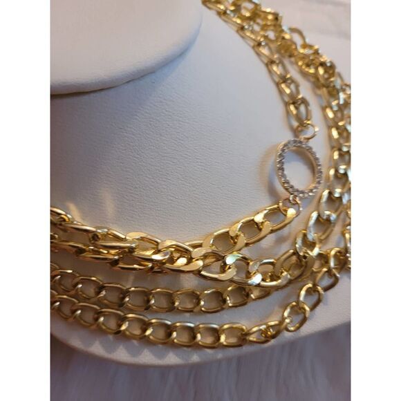 Thick gold tone multi-chain choker necklace faux diamond circle pendant - Picture 6 of 6